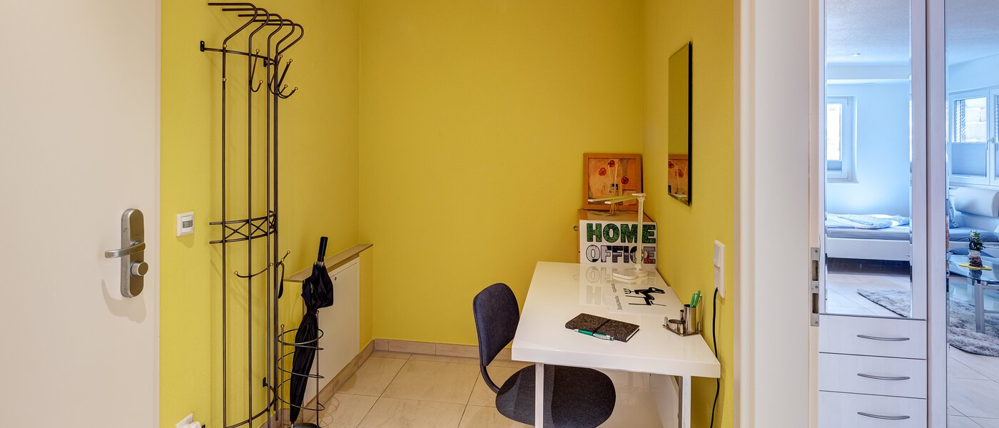 basement apartment Haar 02 hall 11871