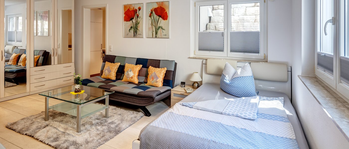 basement apartment Haar 01 sleeping area 11871