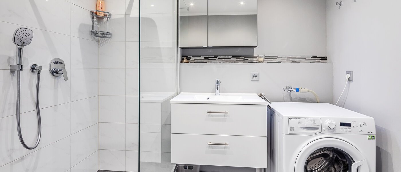 apartment München Hadern 02 bathroom 11894