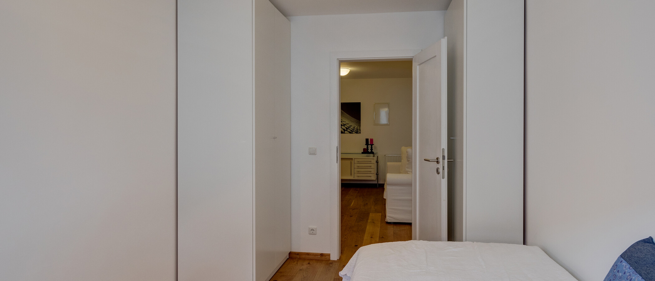 apartment München Schwabing (links der Leopoldstraße) 03 2. bedroom 11895