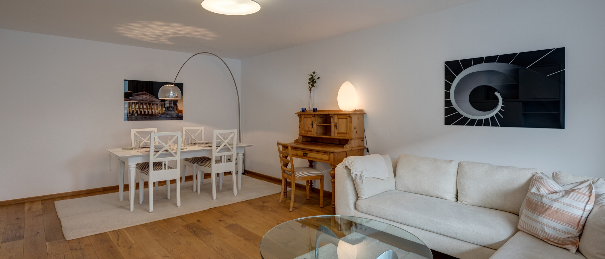 apartment München Schwabing (links der Leopoldstraße) 02 living area 11895