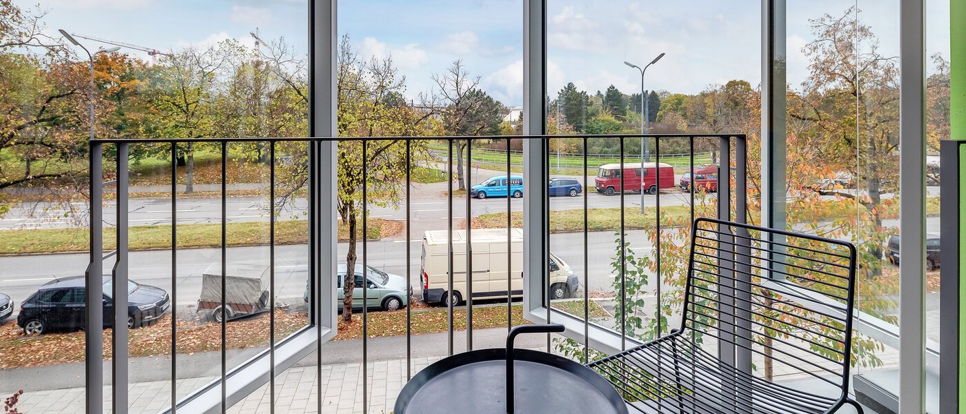 studio München Schwabing-West (rund um den Hohenzollernplatz) 02 loggia 11899