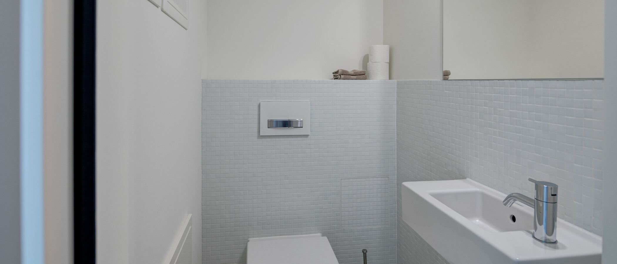 apartment München Nymphenburg 01 separate toilet 11912