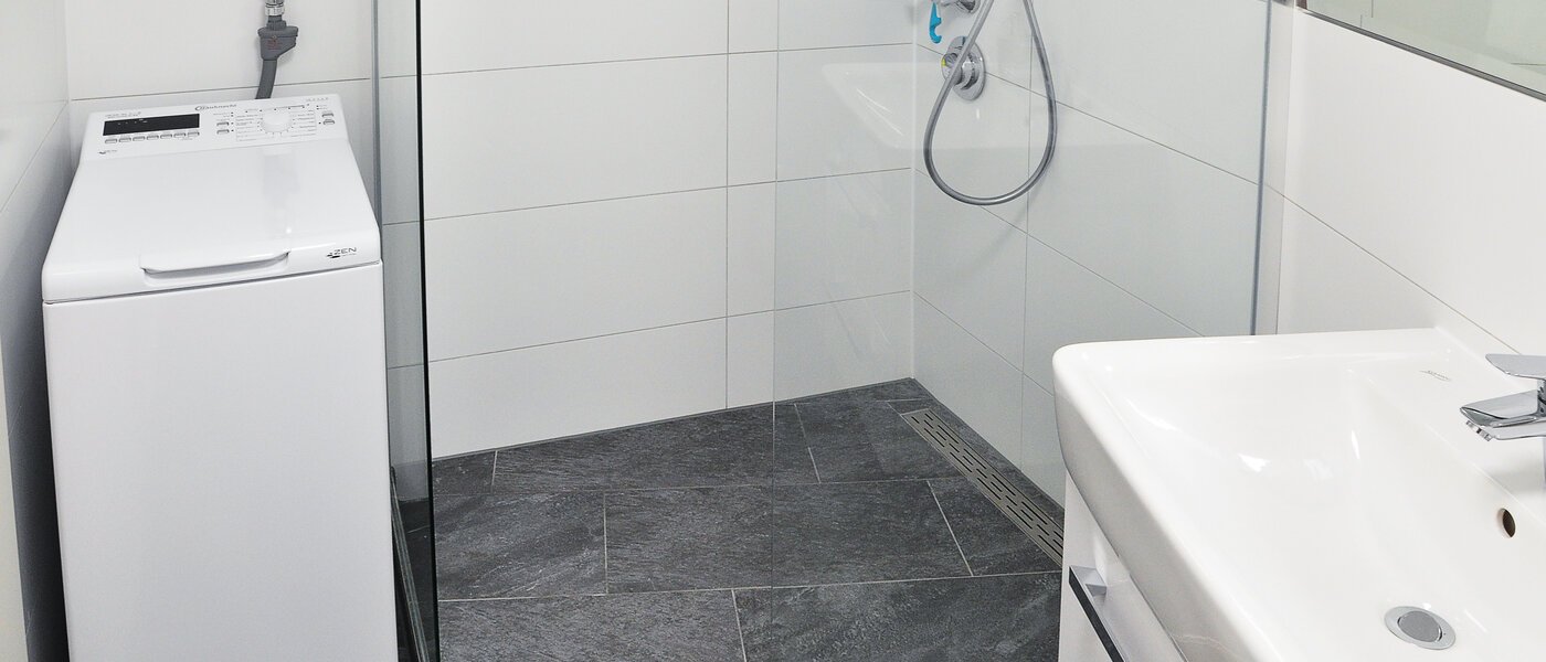 attic apartment München Obergiesing 02 bathroom 11915