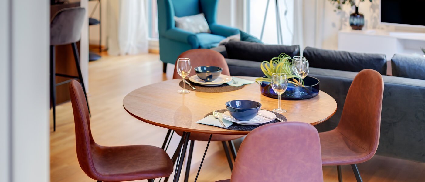 apartment München Schwabing (rechts der Leopoldstraße) 01 dining area 11920