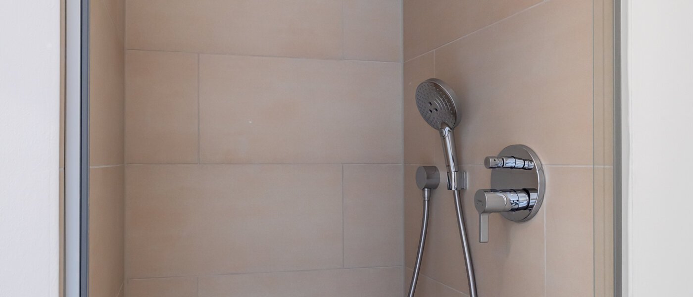 apartment München Neuhausen 05 bathroom 11921