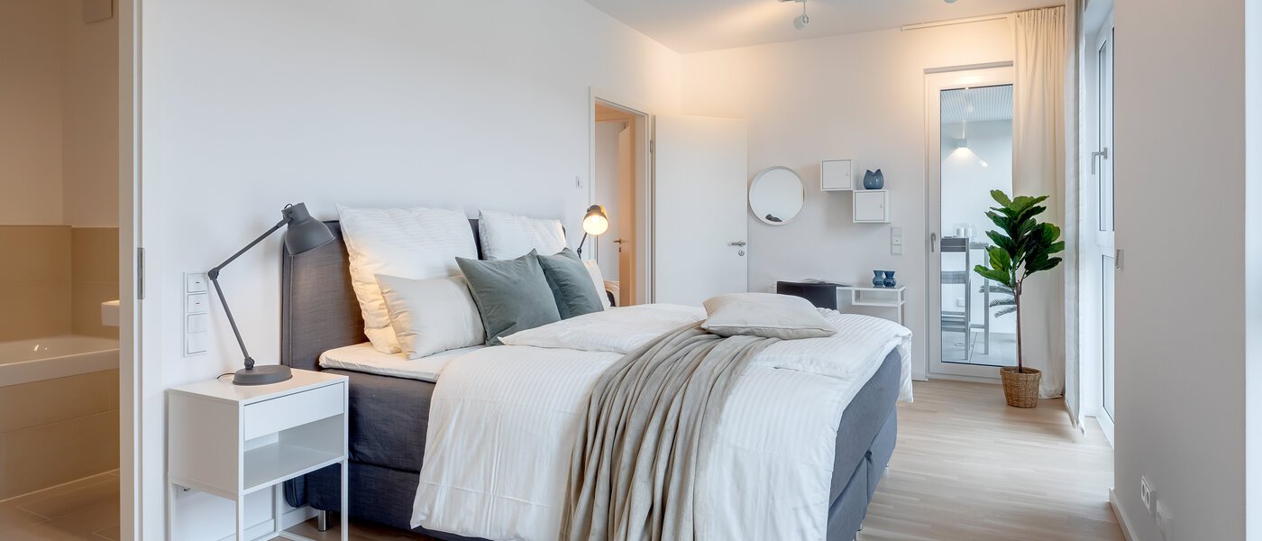 apartment München Neuhausen 01 bedroom 11921