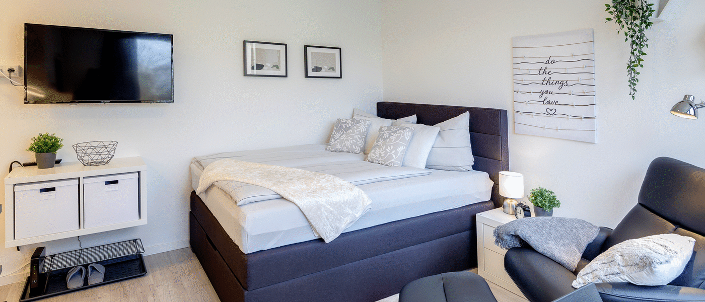 apartment München Solln 01 sleeping area 11930