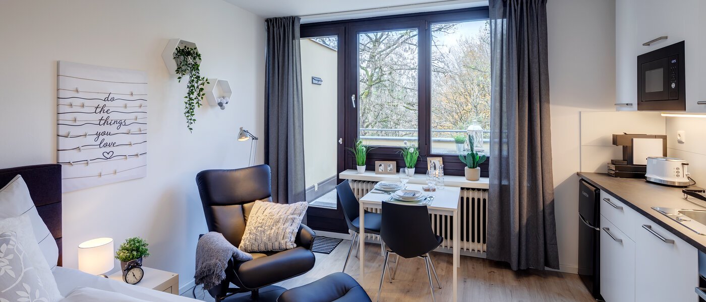 apartment München Solln 03 living area 11930