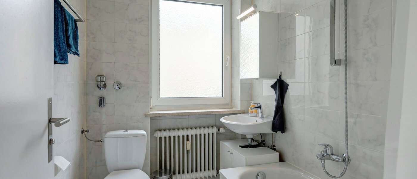 apartment München Maxvorstadt - Rund um den Josephplatz 01 bathroom 11943