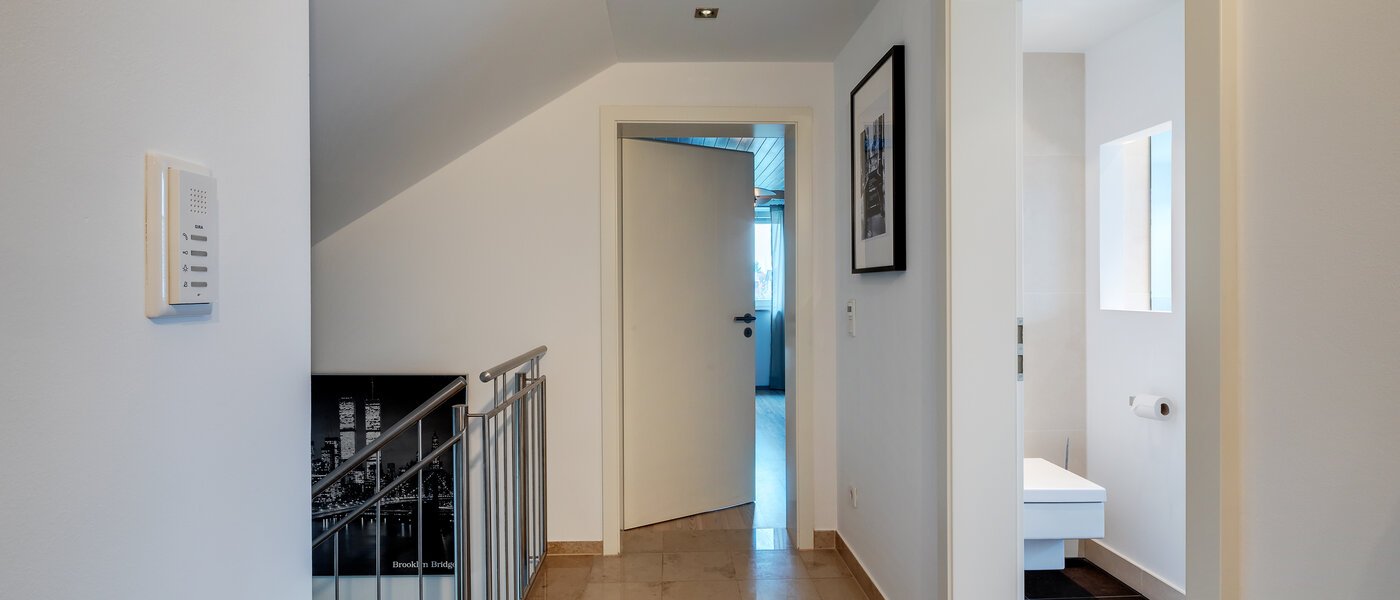 attic apartment München Lerchenau 01 hall 11948