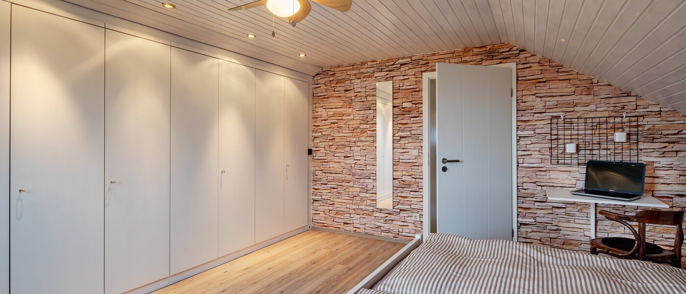 attic apartment München Lerchenau 04 bedroom 11948