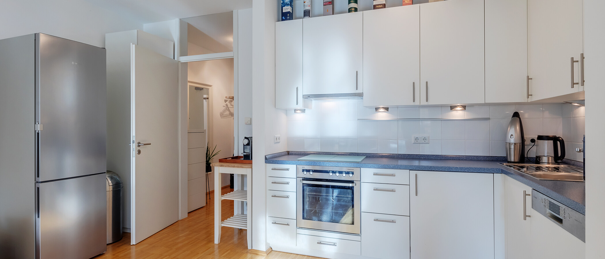 apartment München Neuhausen 02 kitchen 11978
