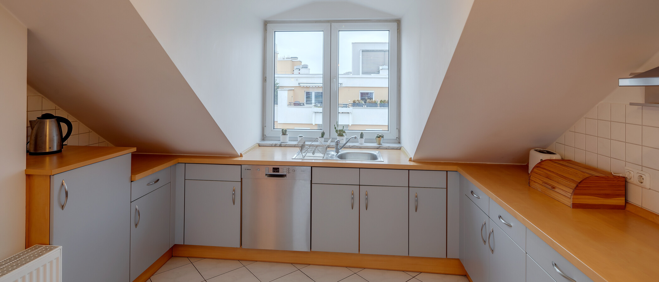 apartment München Milbertshofen 04 kitchen 11984