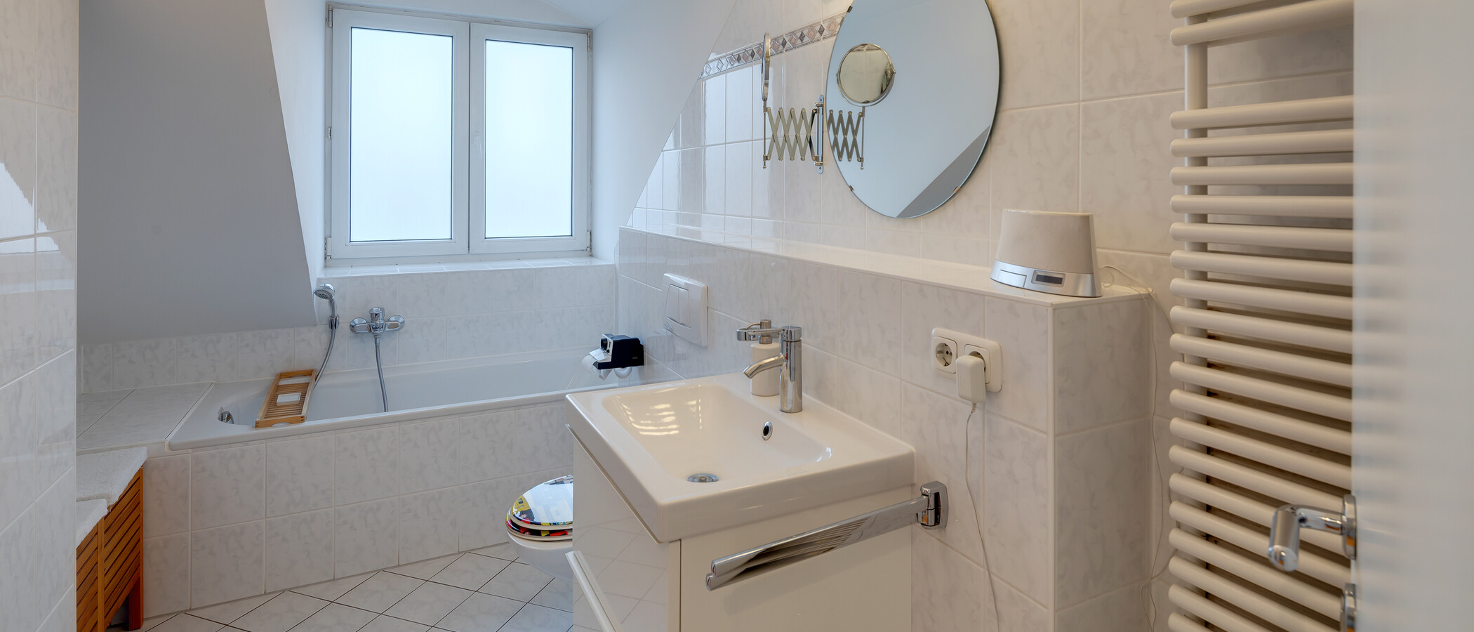 apartment München Milbertshofen 01 bathroom 11984