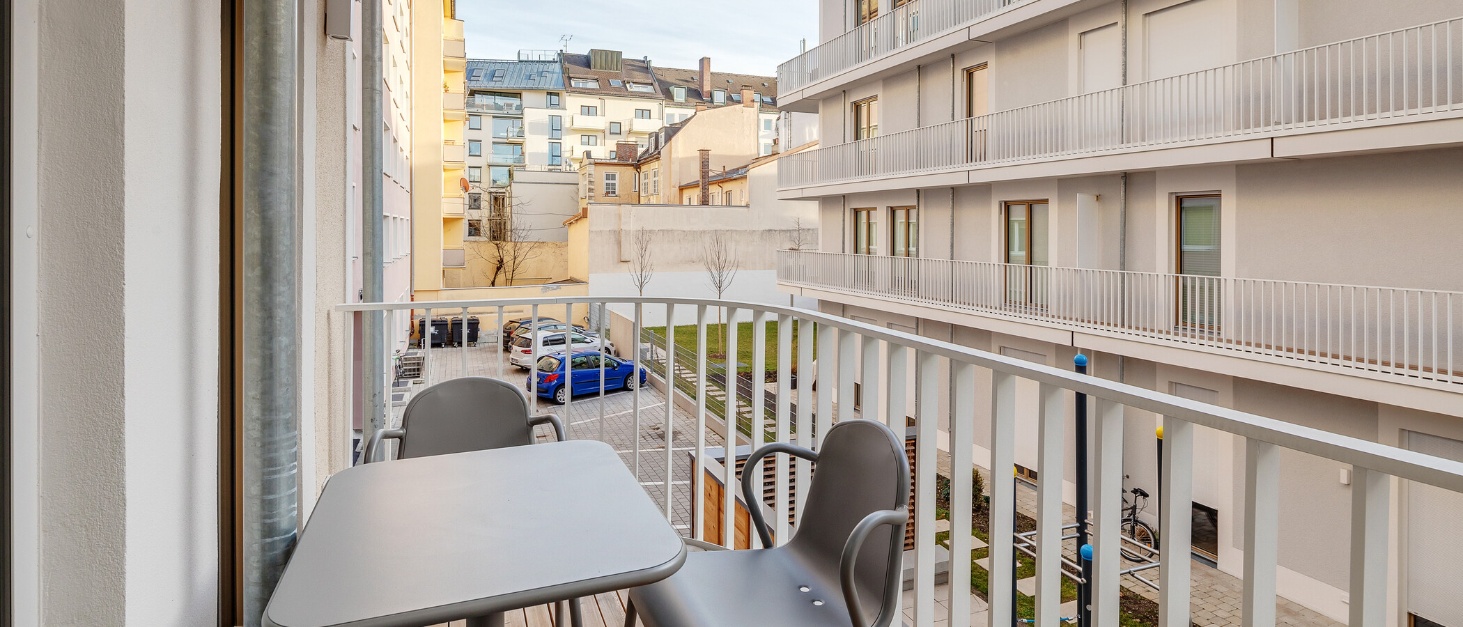apartment München Maxvorstadt 01 balcony 12025