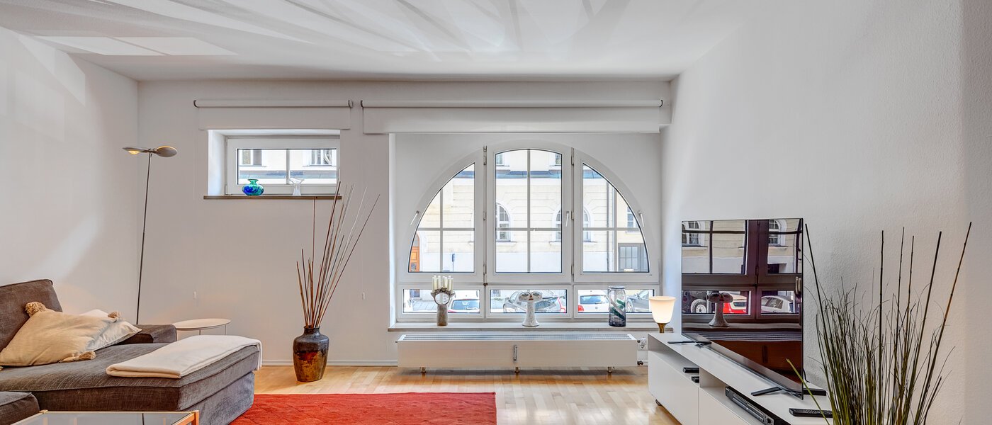 apartment München Bogenhausen 04 living area 1203