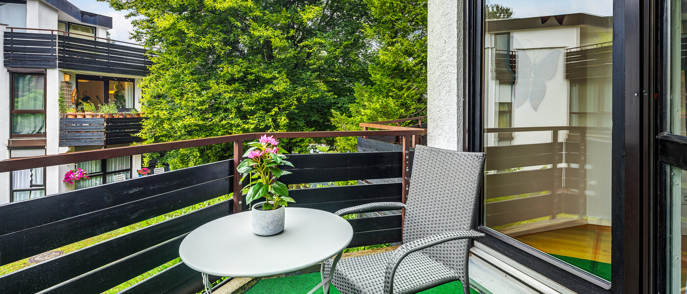 apartment München Pasing 02 balcony 12032