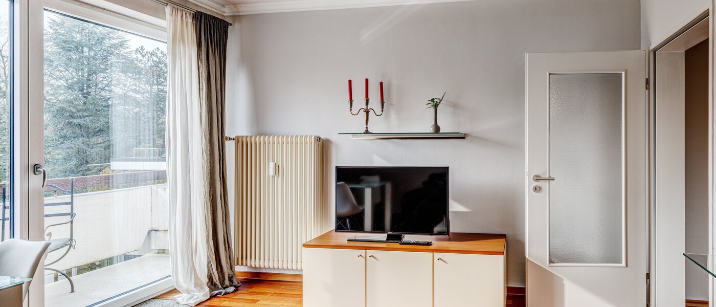 attic apartment München Oberföhring 03 living area 1206