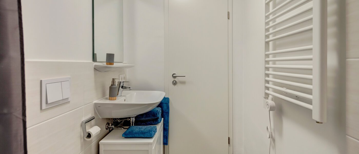 apartment Oberschleißheim 02 bathroom 12110