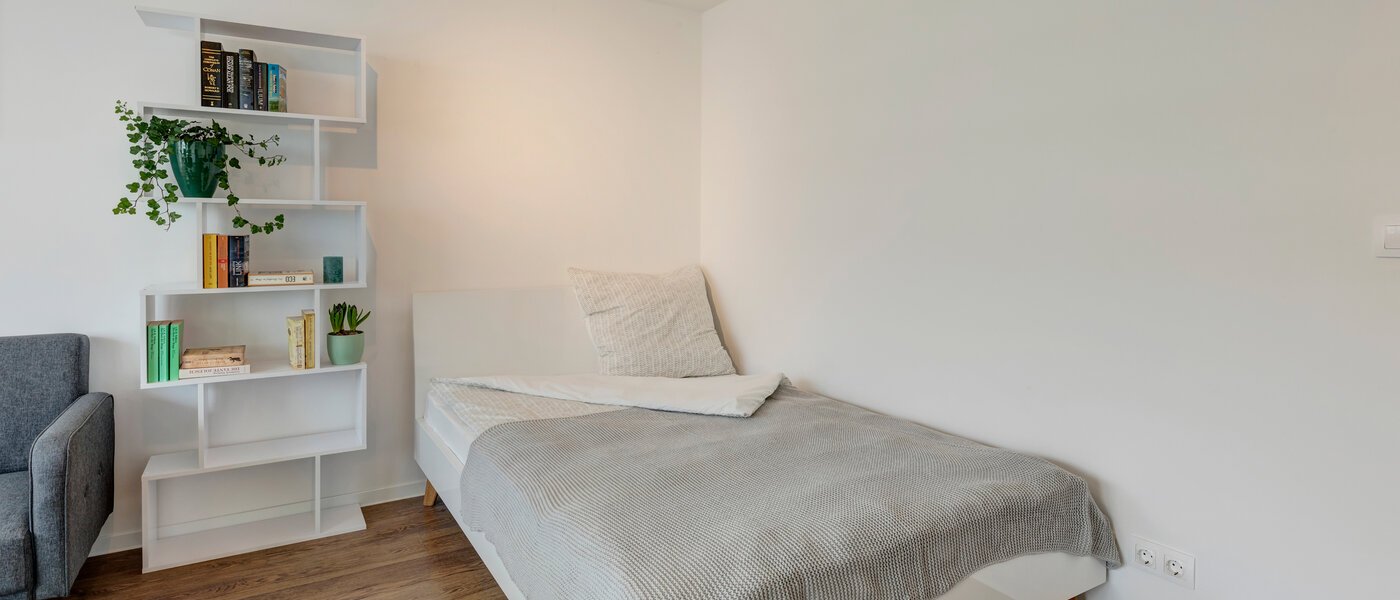 apartment Oberschleißheim 01 sleeping area 12110