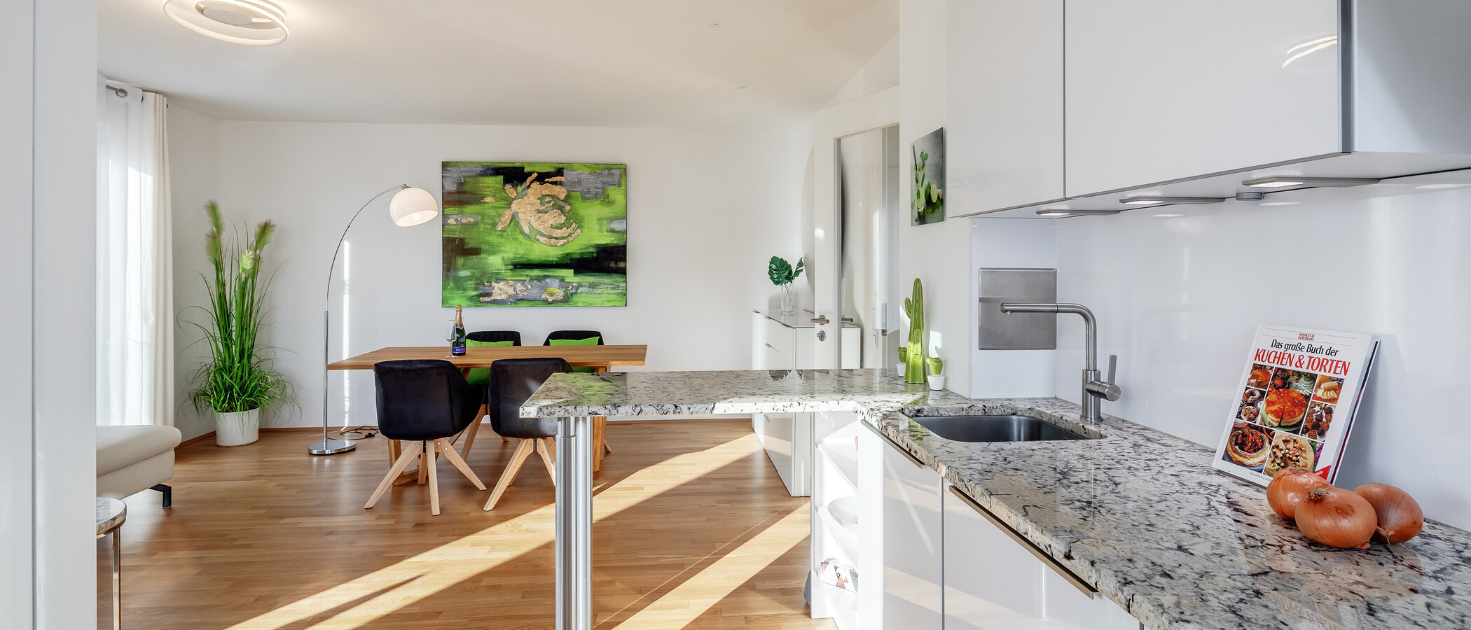 apartment München Aubing 03 kitchen 12136