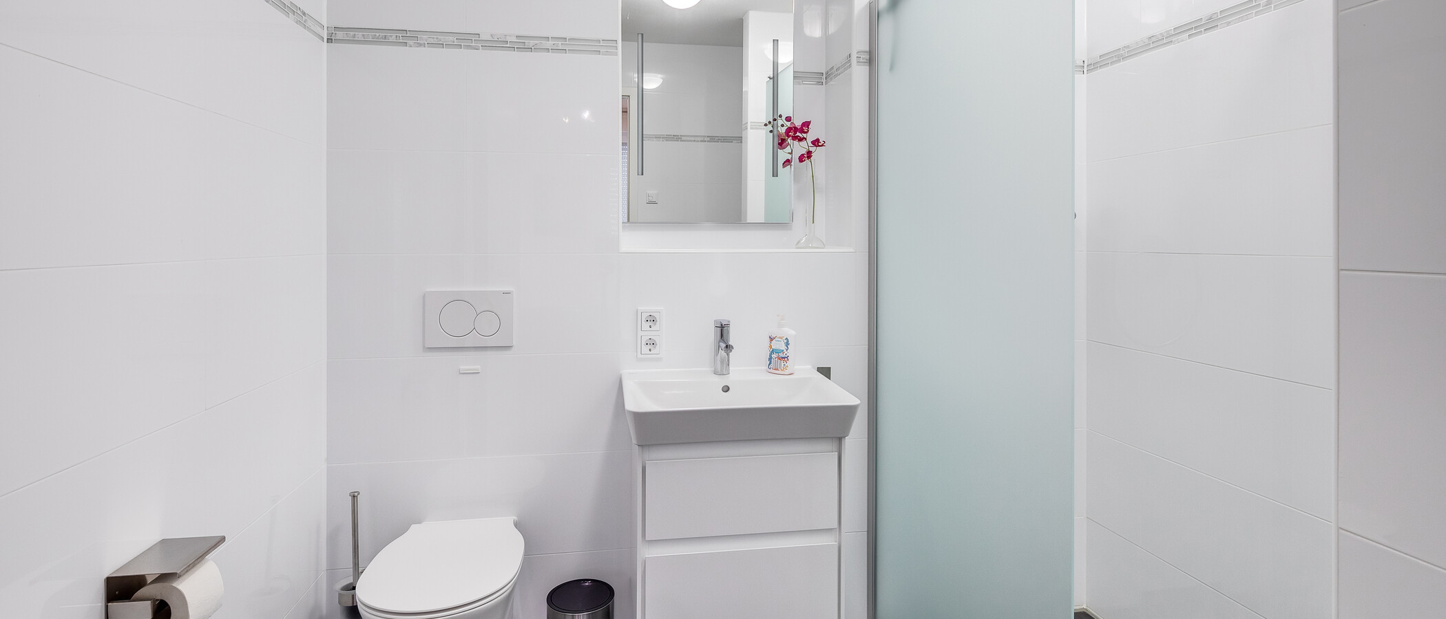 apartment München Aubing 01 1. bathroom 12136
