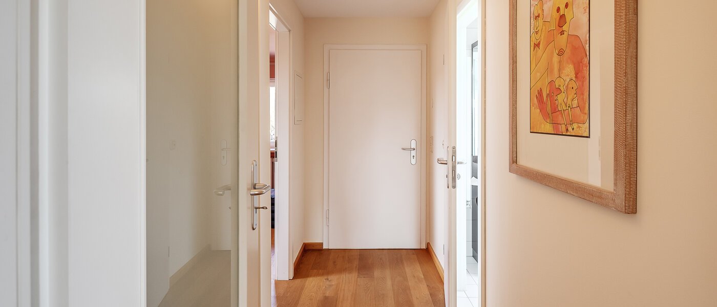 attic apartment München Großhadern 01 hall 12176