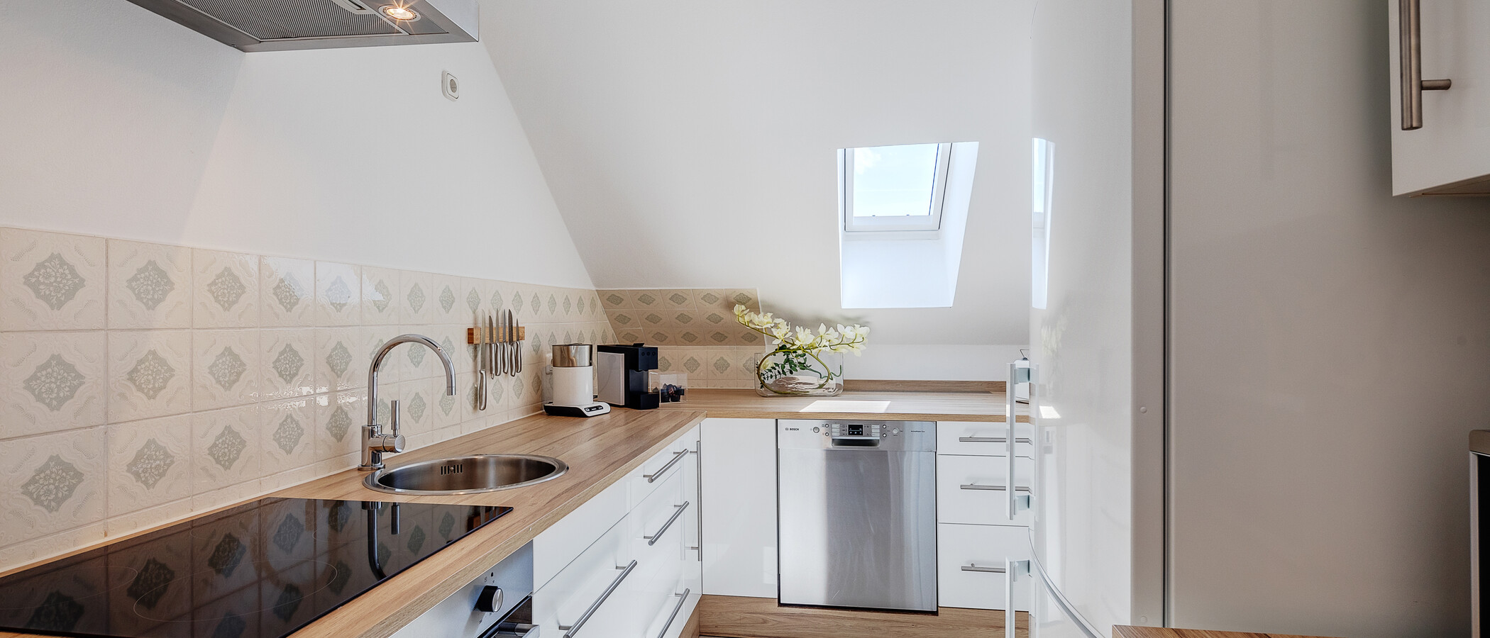 attic apartment München Waldperlach 01 kitchen 12208