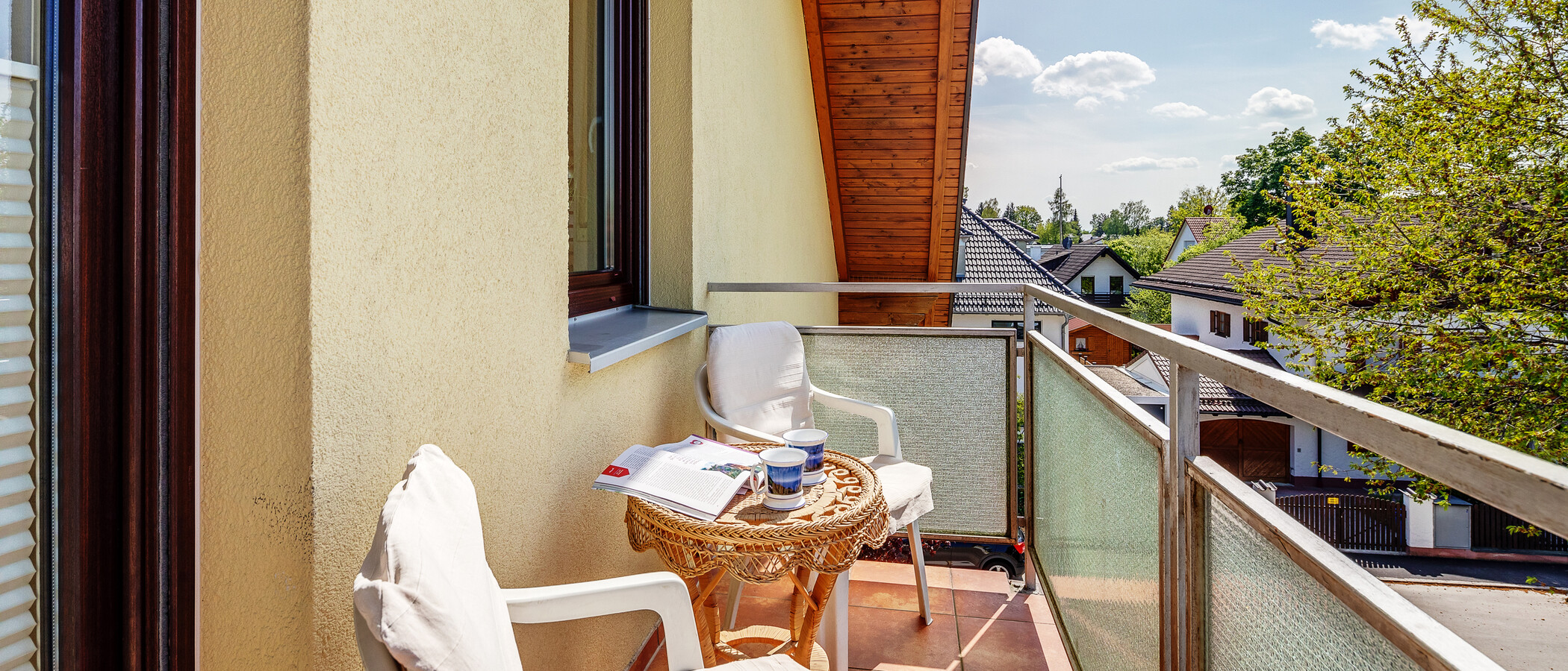 attic apartment München Waldperlach 01 balcony 12208