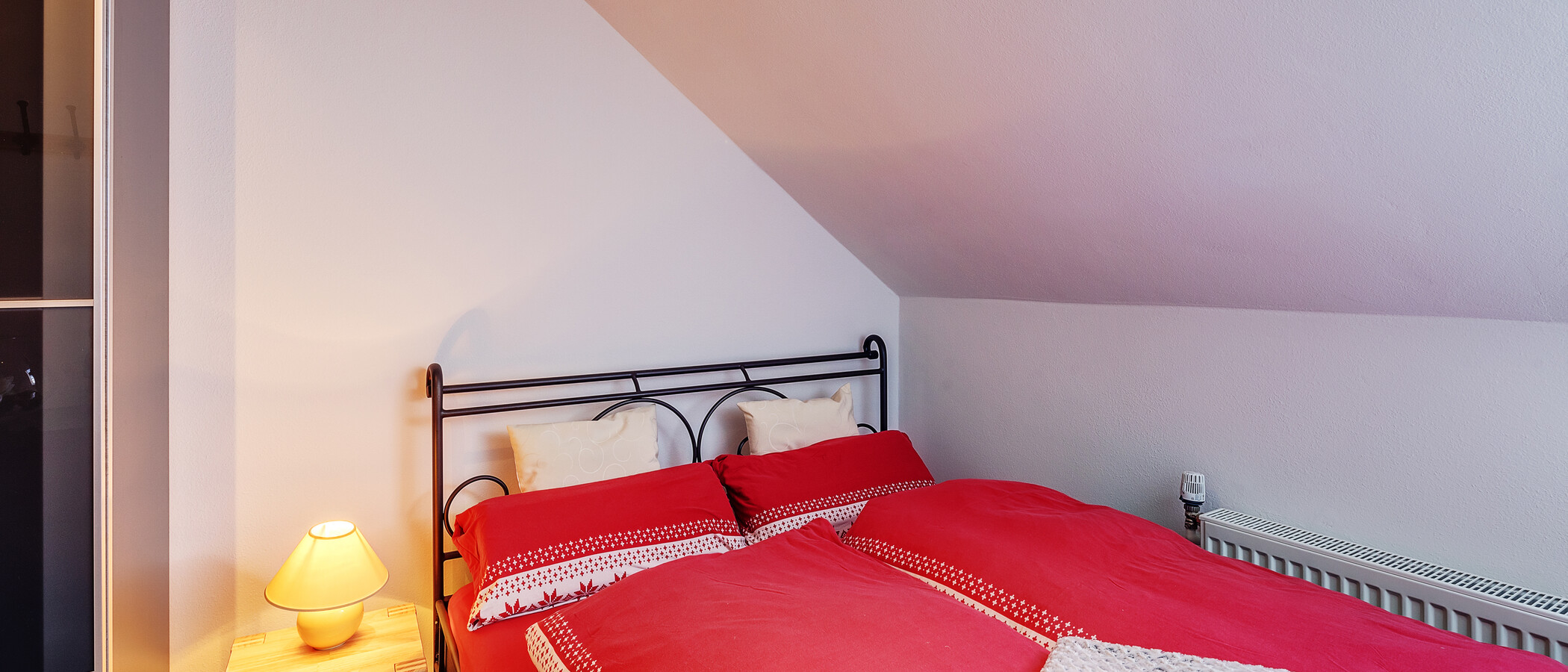 attic apartment München Waldperlach 02 2. bedroom 12208