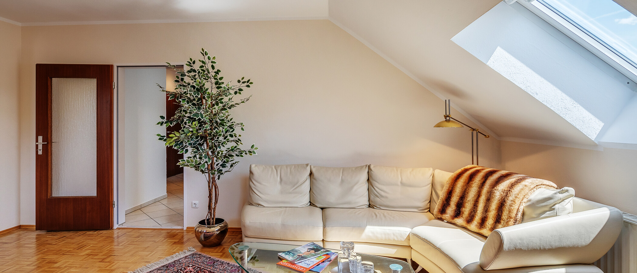 attic apartment München Waldperlach 03 living area 12208