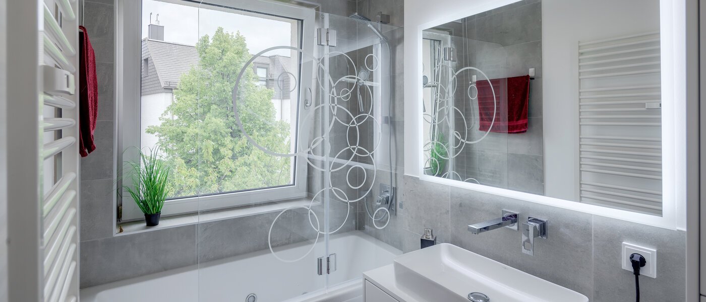 apartment München Westpark 03 bathroom 12215