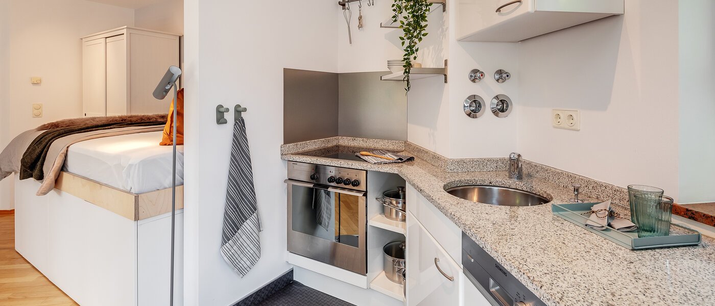 apartment München Schwabing 03 kitchen 12216