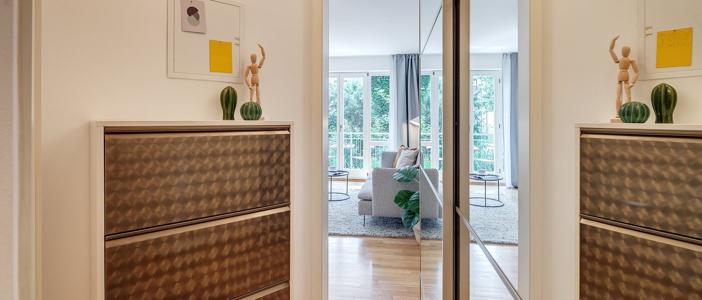 apartment München Schwabing 01 hall 12216