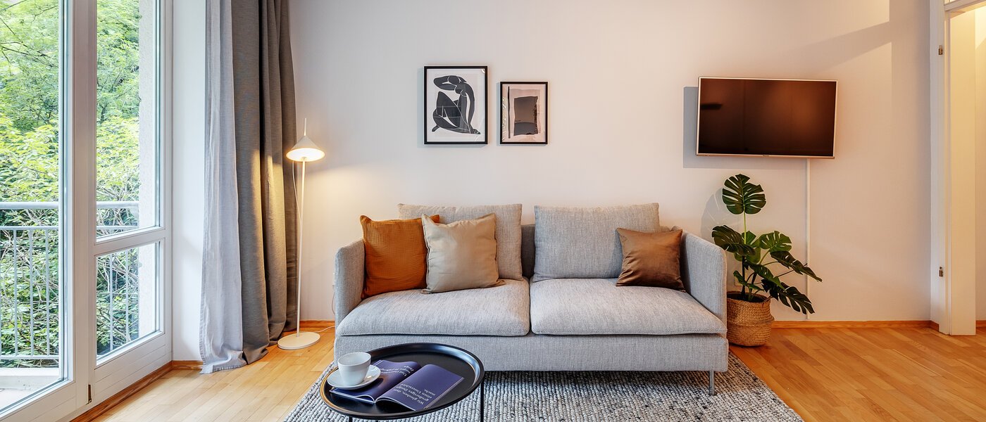 apartment München Schwabing 02 living area 12216