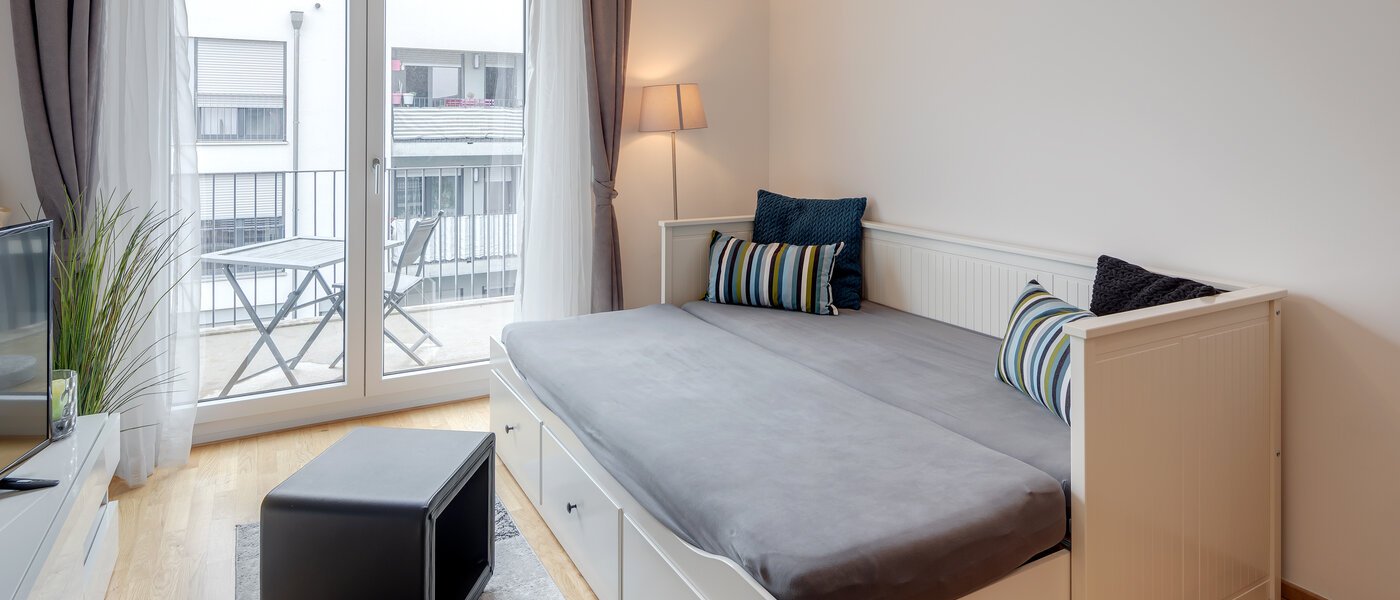 apartment München Moosach 01 sleeping area 12221