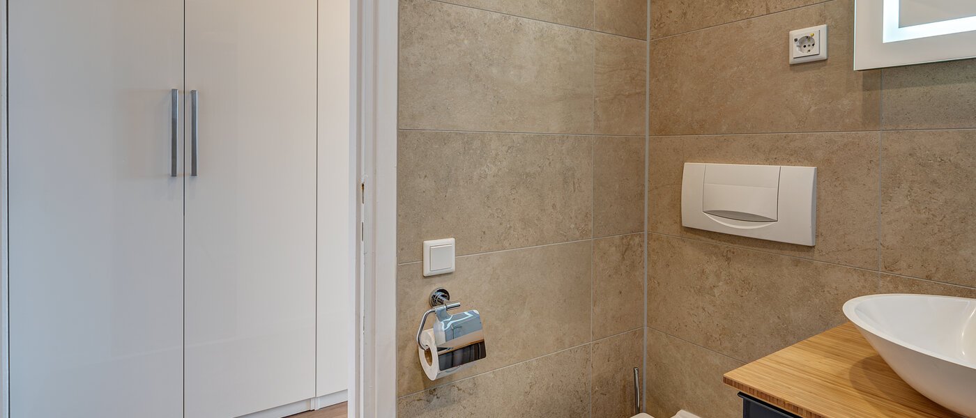 apartment München Schwabing-West 03 bathroom 12225