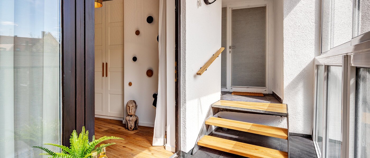 attic apartment München Lehel 02 balcony 12257