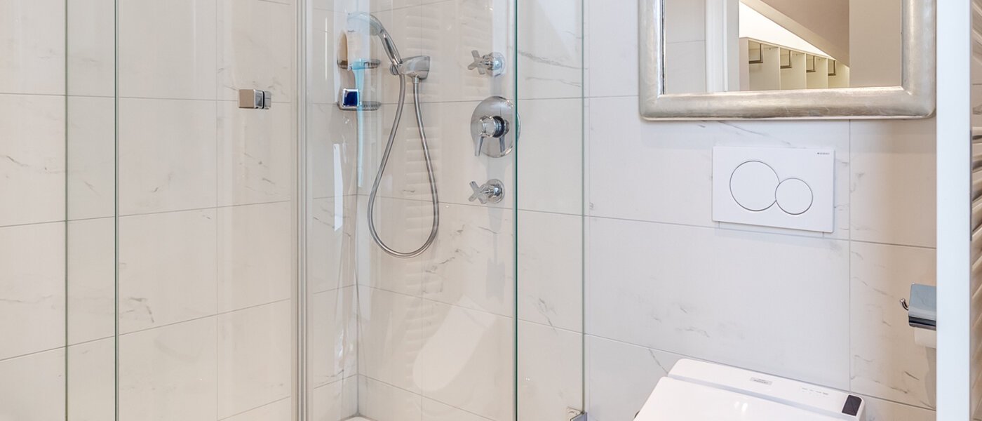 apartment München Herzogpark 04 bathroom 12265