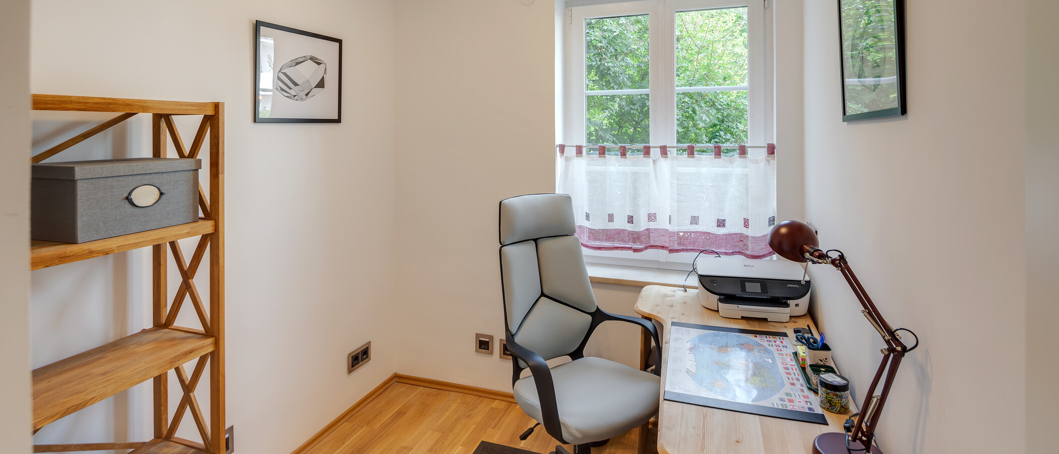 apartment München Moosach 01 office 12283