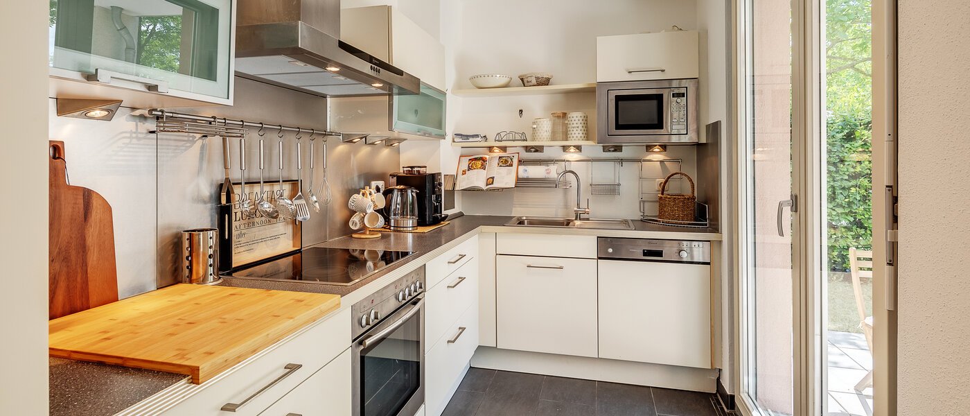 apartment with garden 	 München Messestadt Riem 01 kitchen 12287