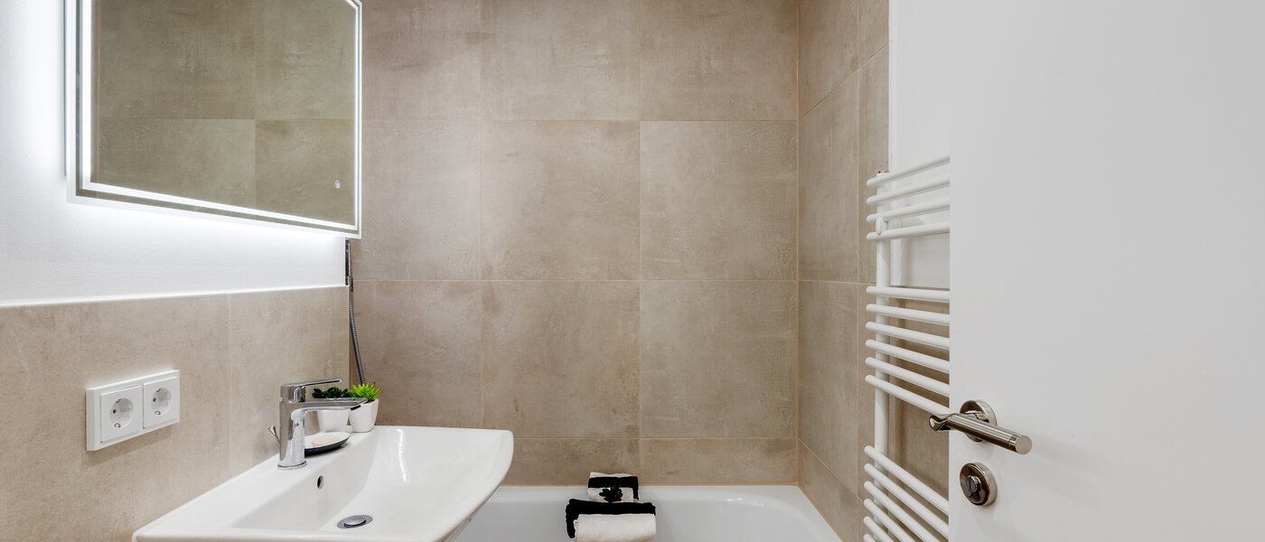 maisonette München Moosach 01 bathroom 12293