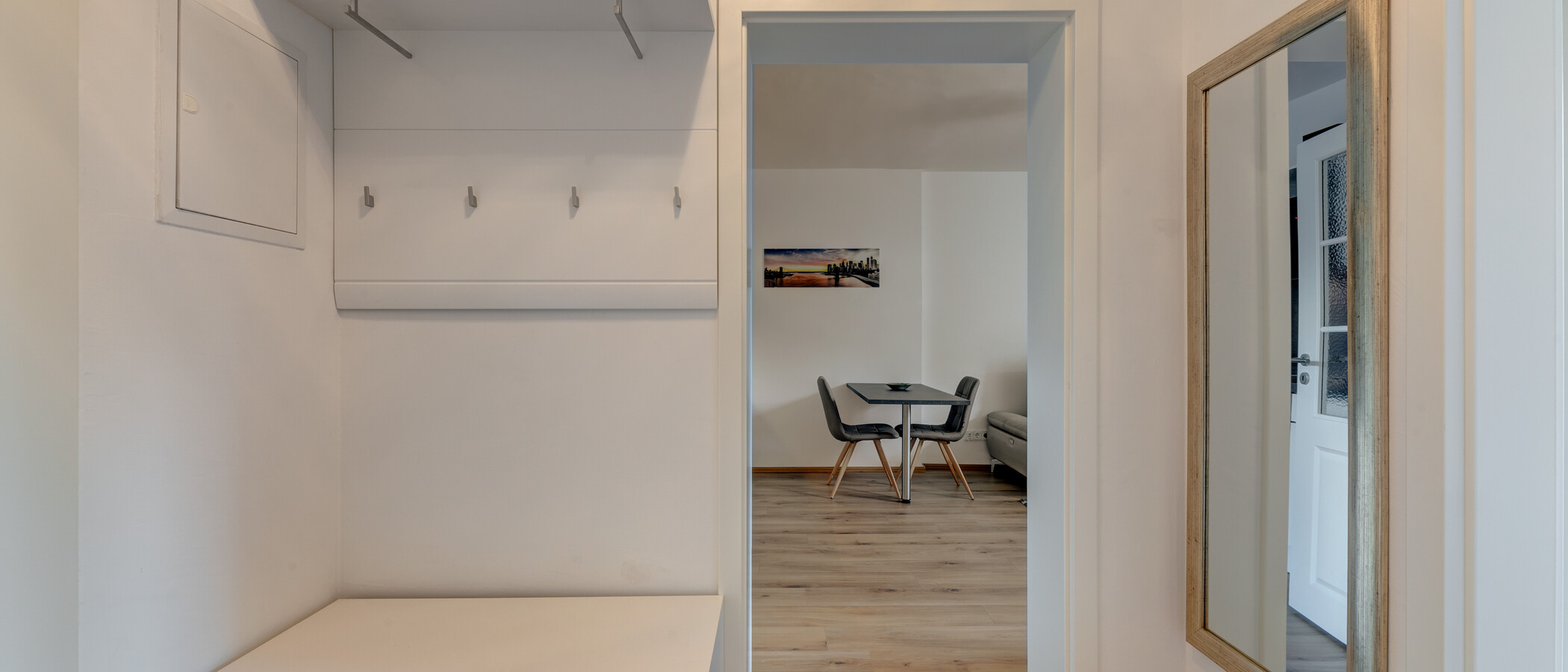 apartment München Bogenhausen 01 hall 12300