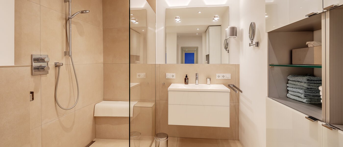 maisonette München Cosimapark 01 bathroom 12301