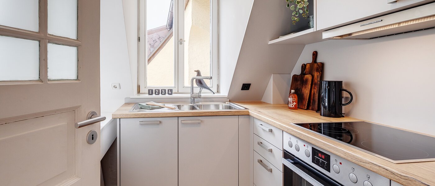 maisonette München Maxvorstadt 02 kitchen 12304