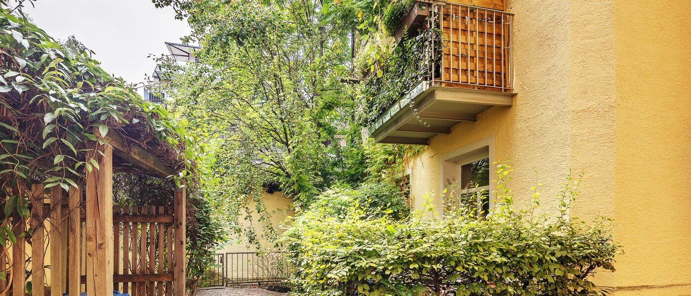 maisonette München Maxvorstadt 01 inner courtyard  12304