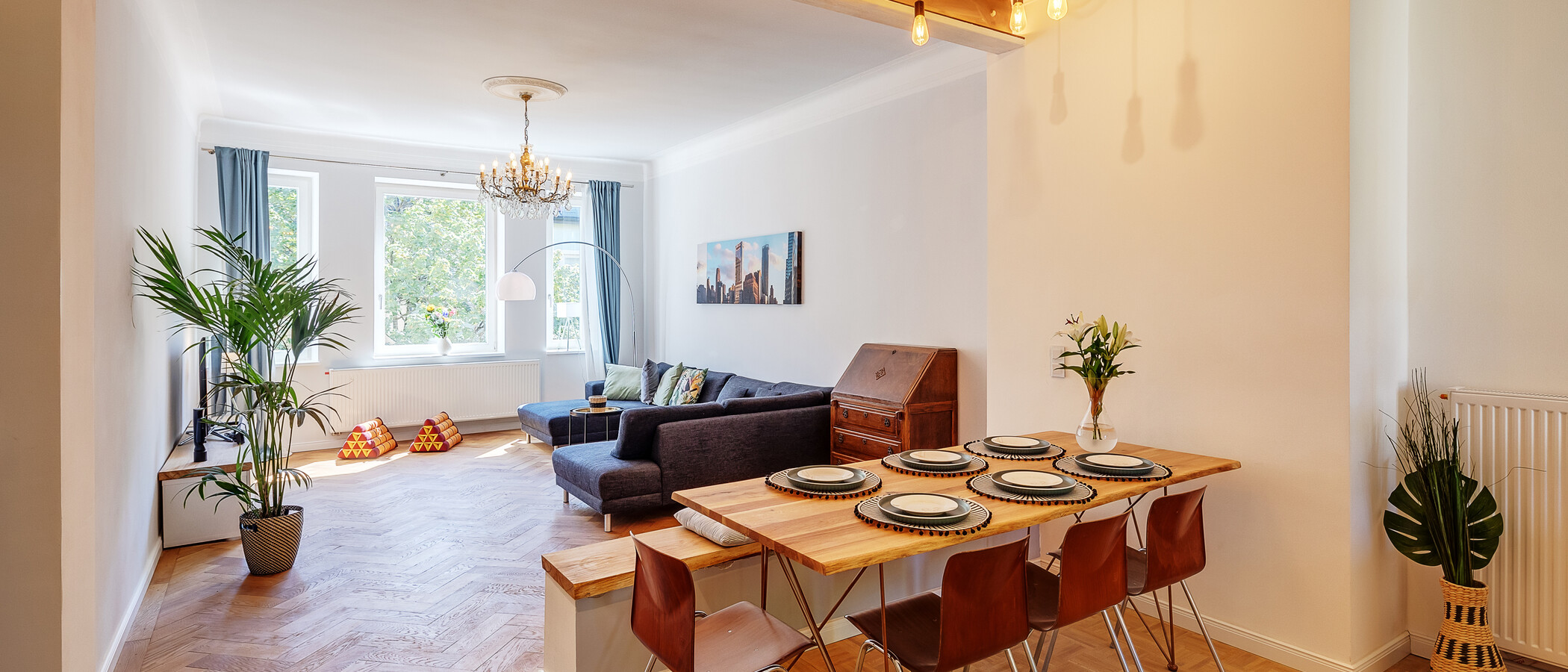 apartment München Schwabing 01 dining area 12306
