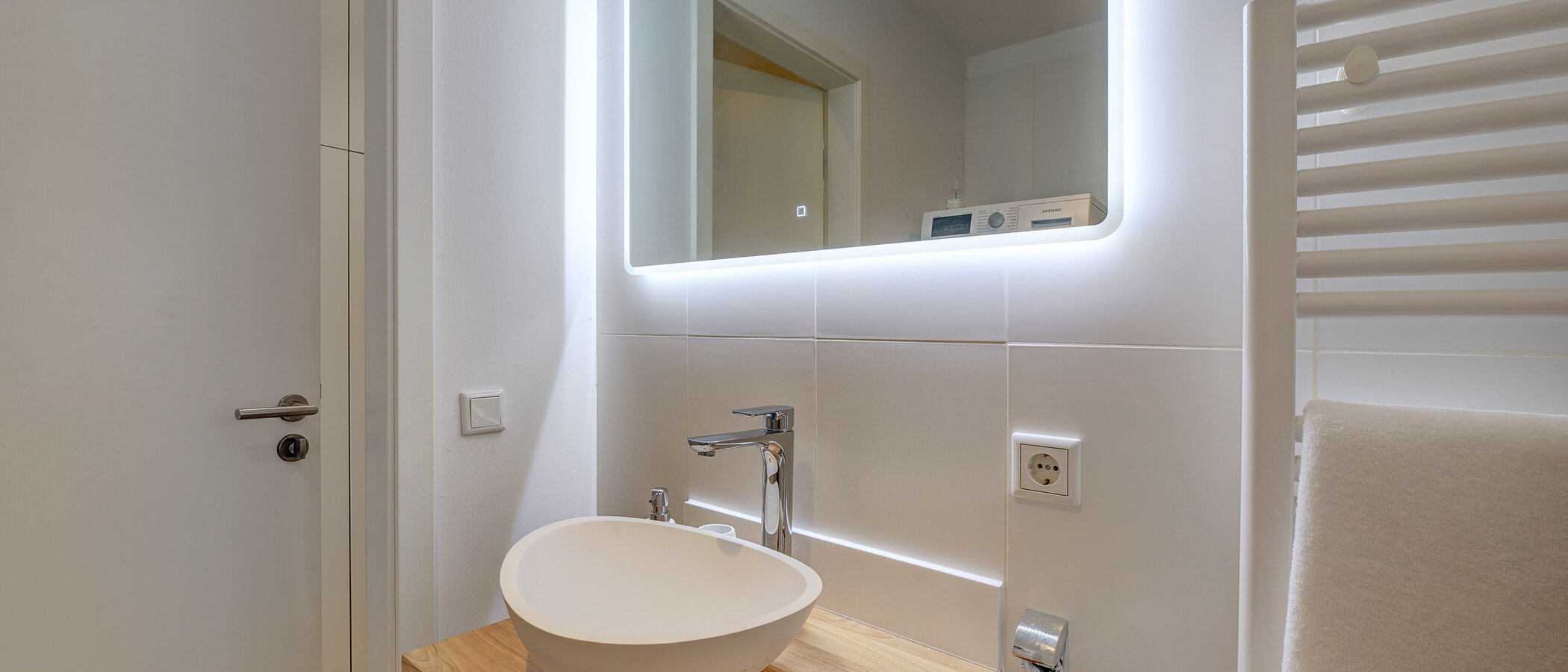 apartment Unterföhring 03 2. bathroom 12308