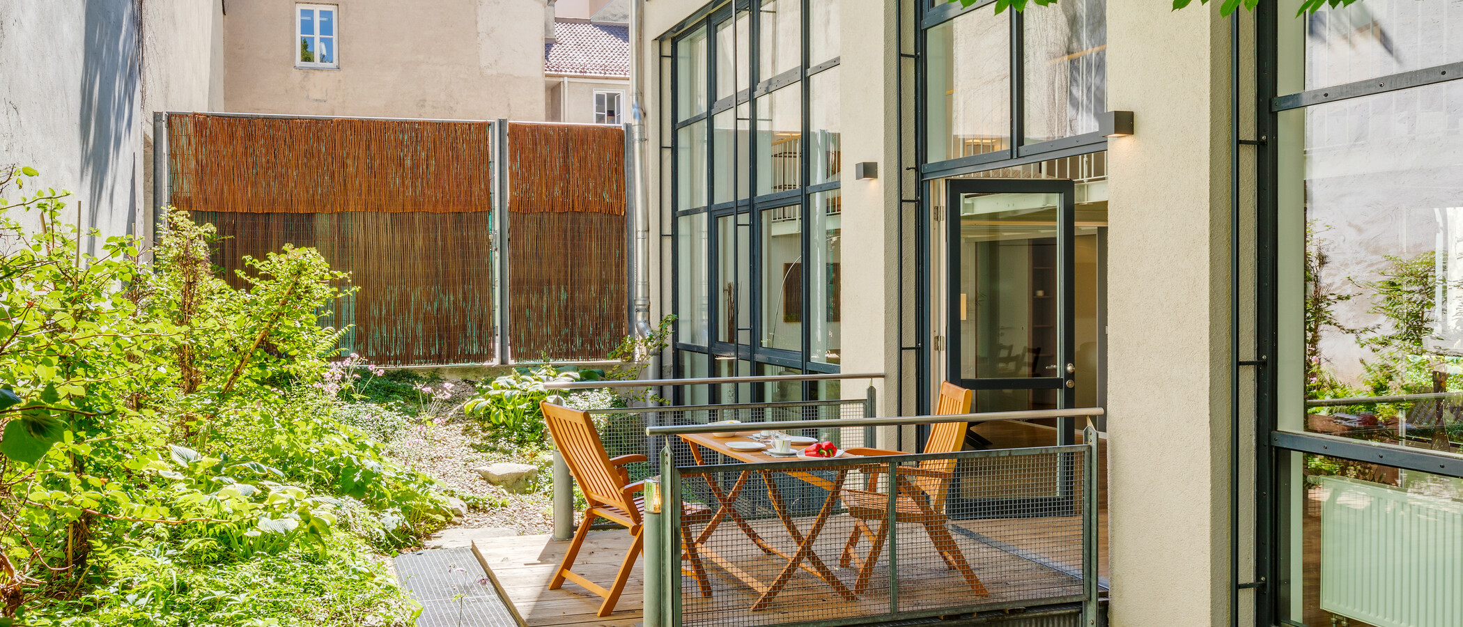gallery apartment  München Ludwigsvorstadt 01 terrace 12314